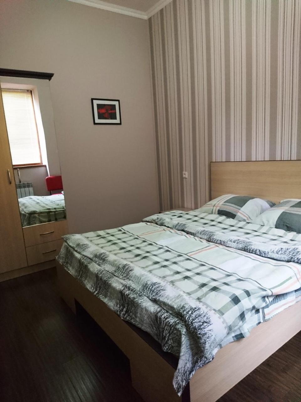 Luxury Apartment In The Centre Of Ереван Екстериор снимка